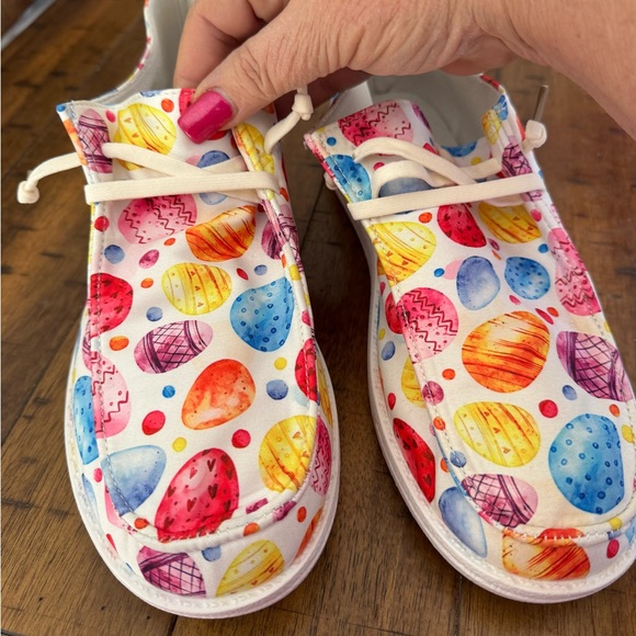 Emmeline's Fashion Easter Eggs Printed Square Toe Slip On Canvas Flats Shoes - Picture 11 of 14